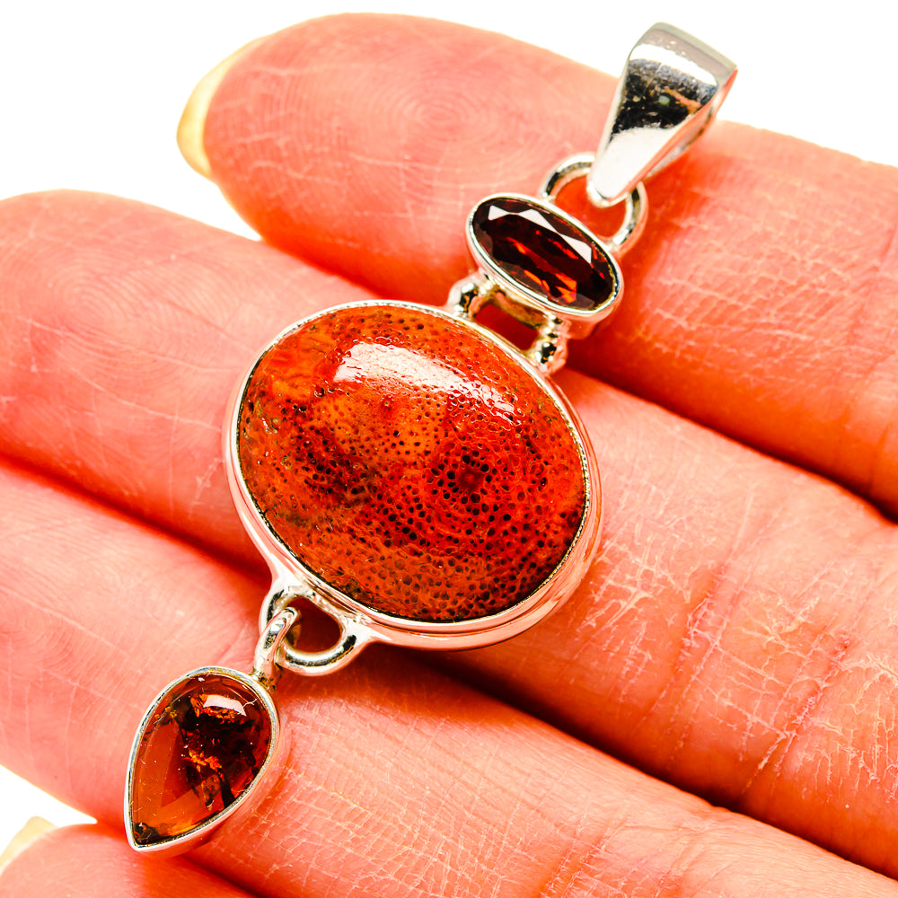 Sponge Coral Pendants handcrafted by Anasilvercos - PD759296