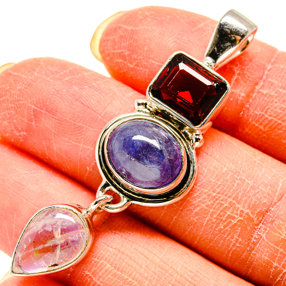 Tanzanite Pendants handcrafted by Anasilvercos - PD759317