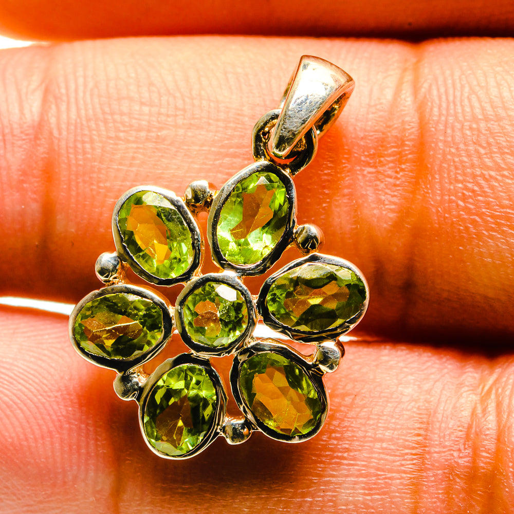 Peridot Pendants handcrafted by Anasilvercos - PD759578