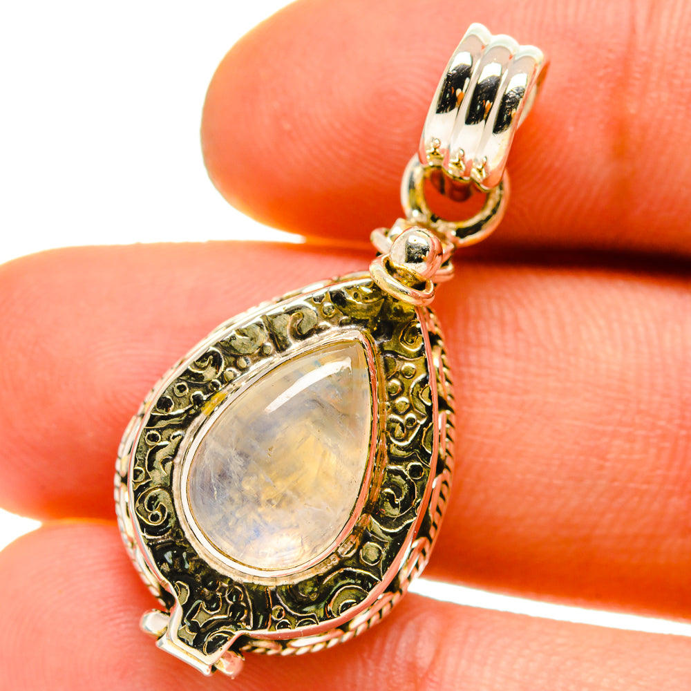 Rainbow Moonstone Pendants handcrafted by Anasilvercos - PD759941