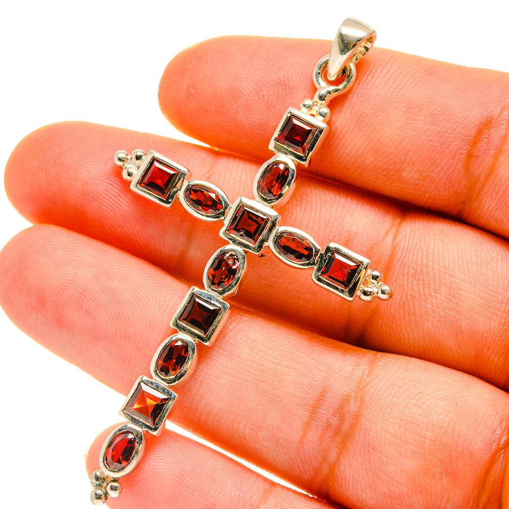 Garnet Pendants handcrafted by Anasilvercos - PD760004