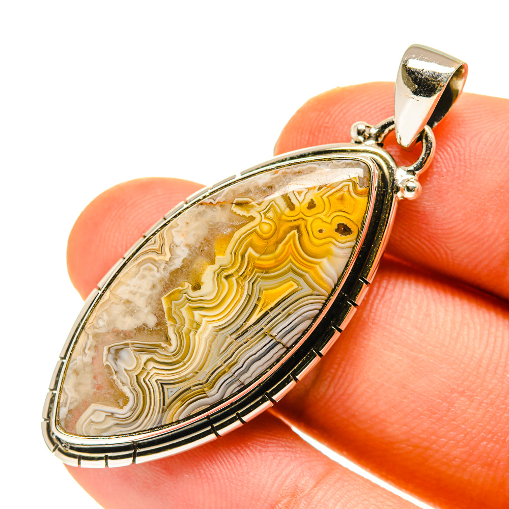 Laguna Lace Agate Pendants handcrafted by Anasilvercos - PD760389