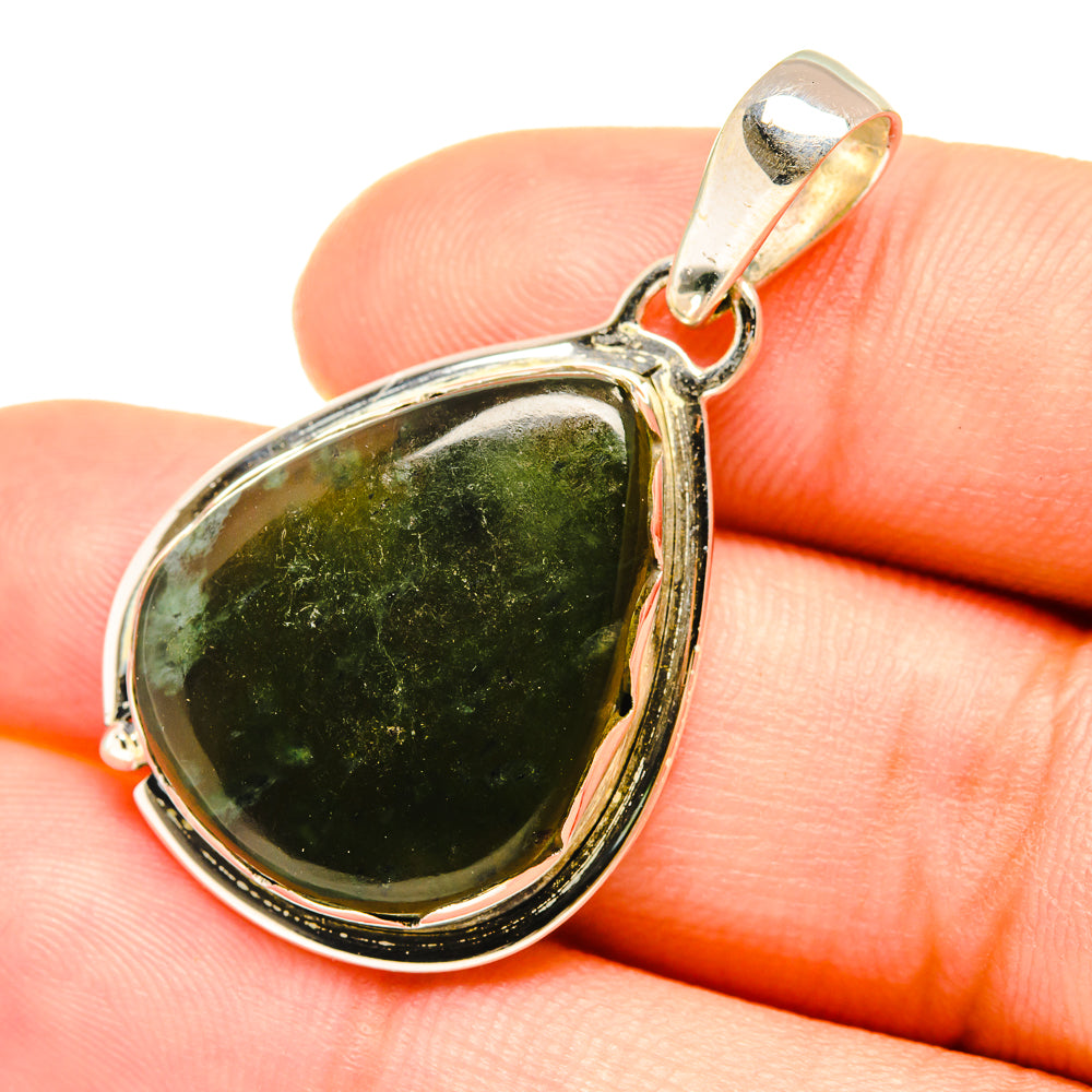 Nephrite Jade Pendants handcrafted by Anasilvercos - PD7605