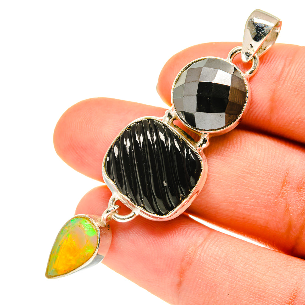 Black Onyx Pendants handcrafted by Anasilvercos - PD760522