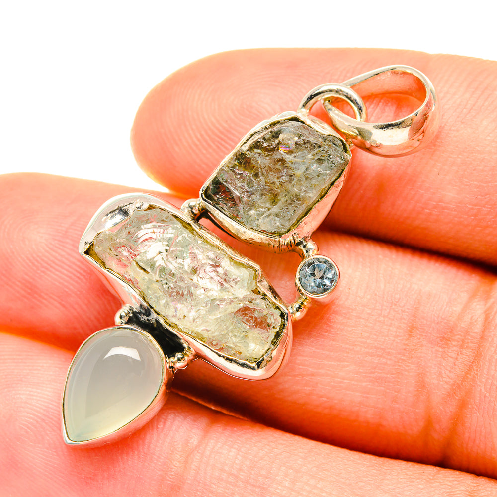 Aquamarine Pendants handcrafted by Anasilvercos - PD7607