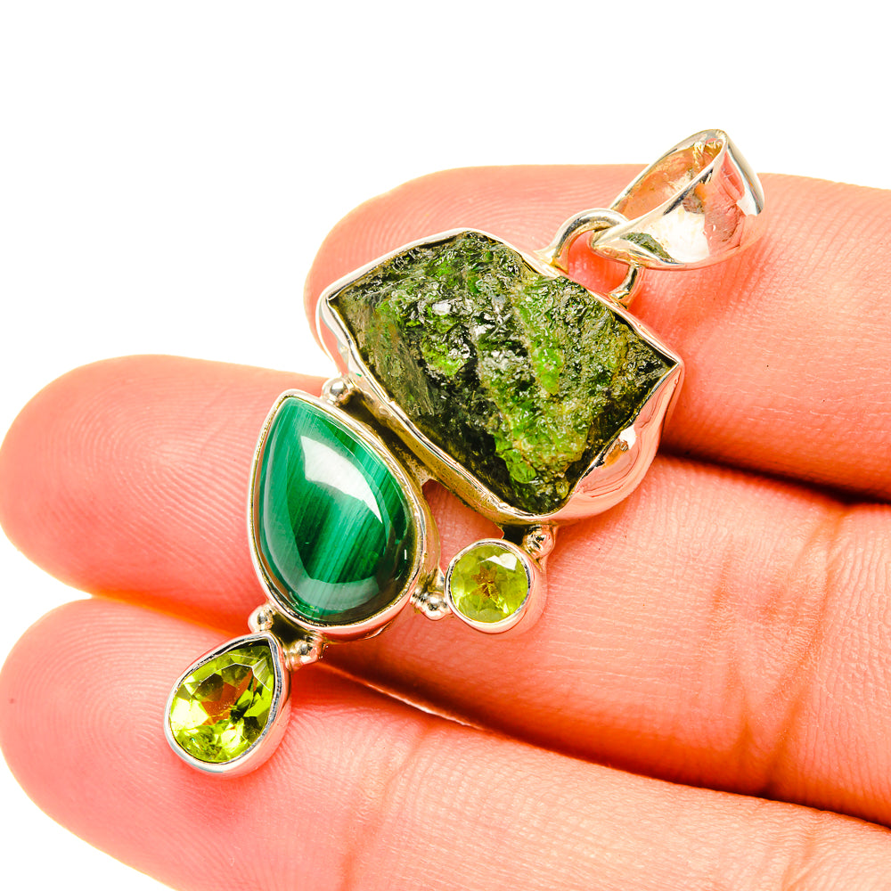 Chrome Diopside Pendants handcrafted by Anasilvercos - PD7611