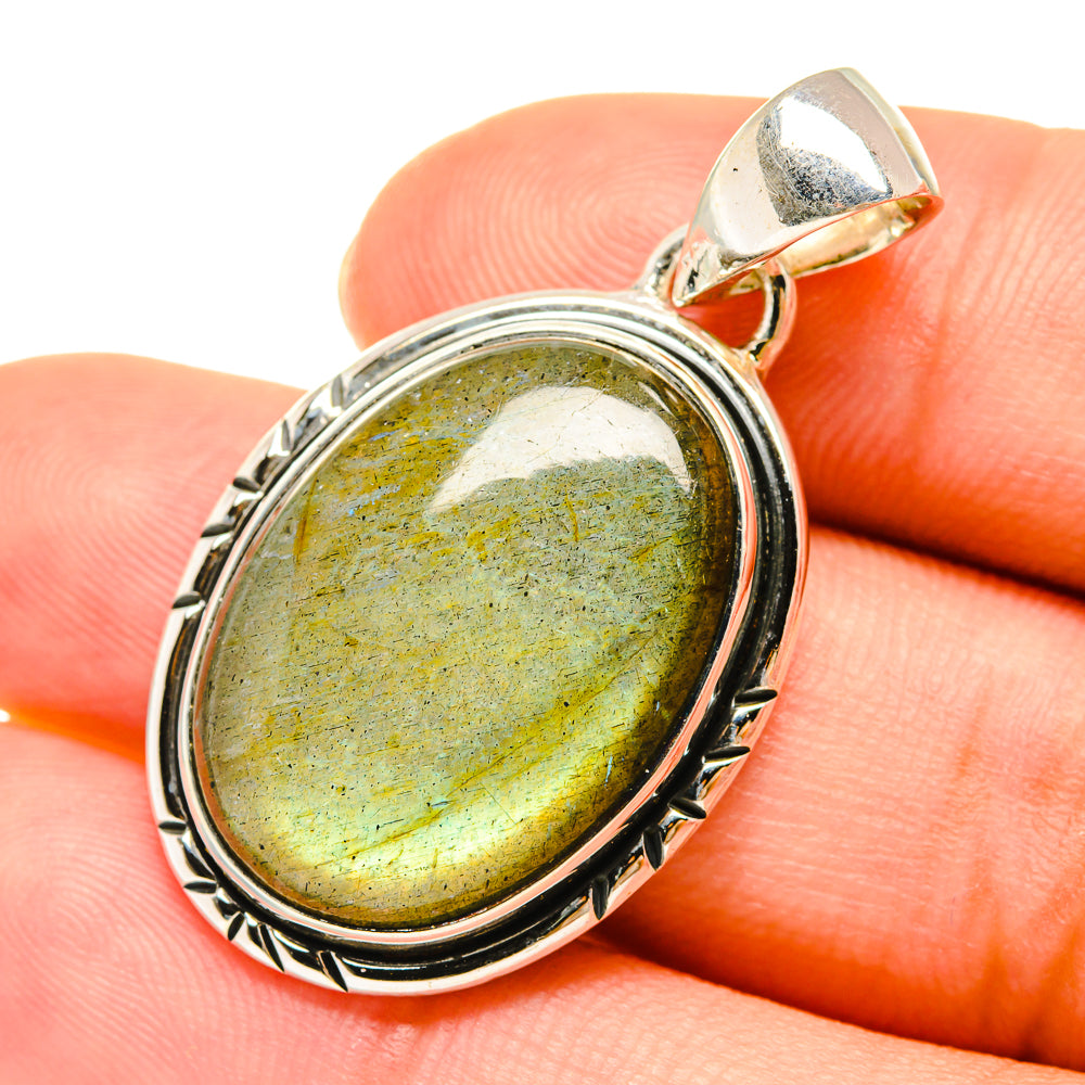 Labradorite Pendants handcrafted by Anasilvercos - PD7707