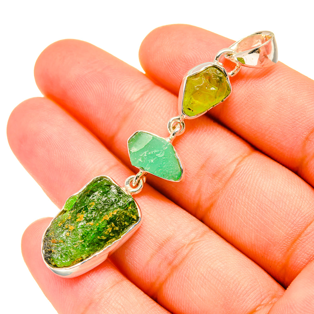 Chrome Diopside Pendants handcrafted by Anasilvercos - PD7739