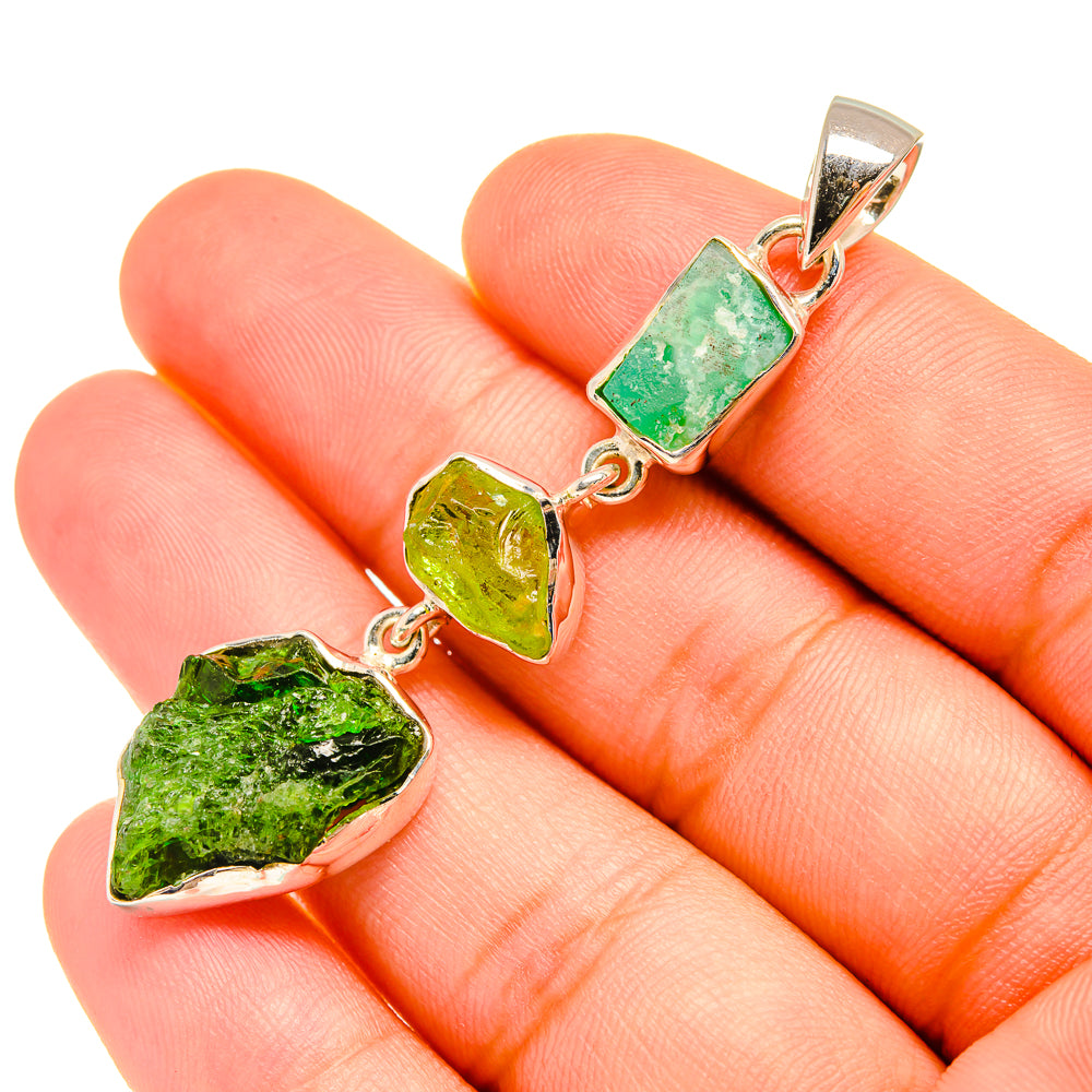 Chrome Diopside Pendants handcrafted by Anasilvercos - PD7744