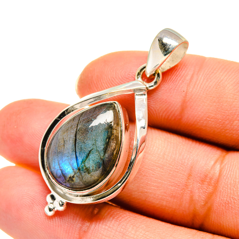 Labradorite Pendants handcrafted by Anasilvercos - PD7758