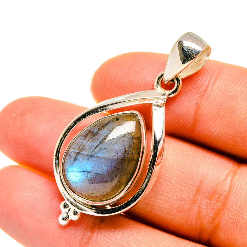 Labradorite Pendants handcrafted by Anasilvercos - PD7768
