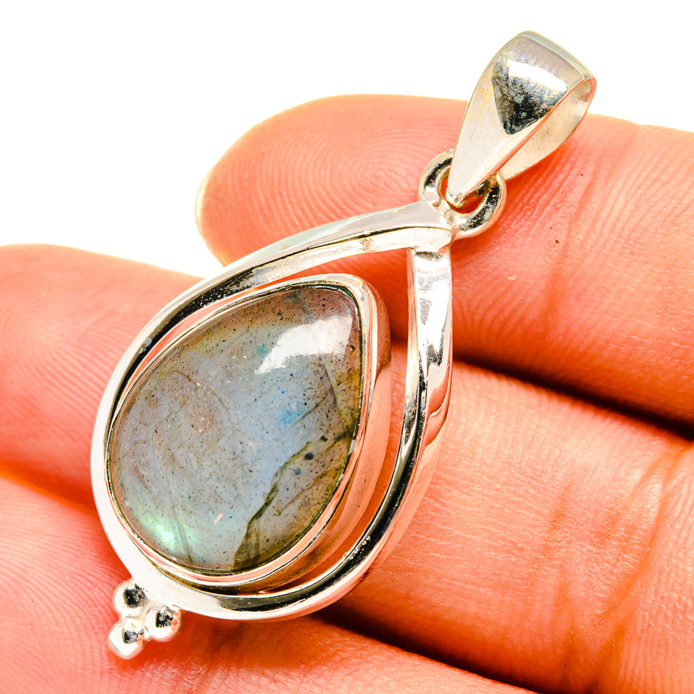 Labradorite Pendants handcrafted by Anasilvercos - PD7777