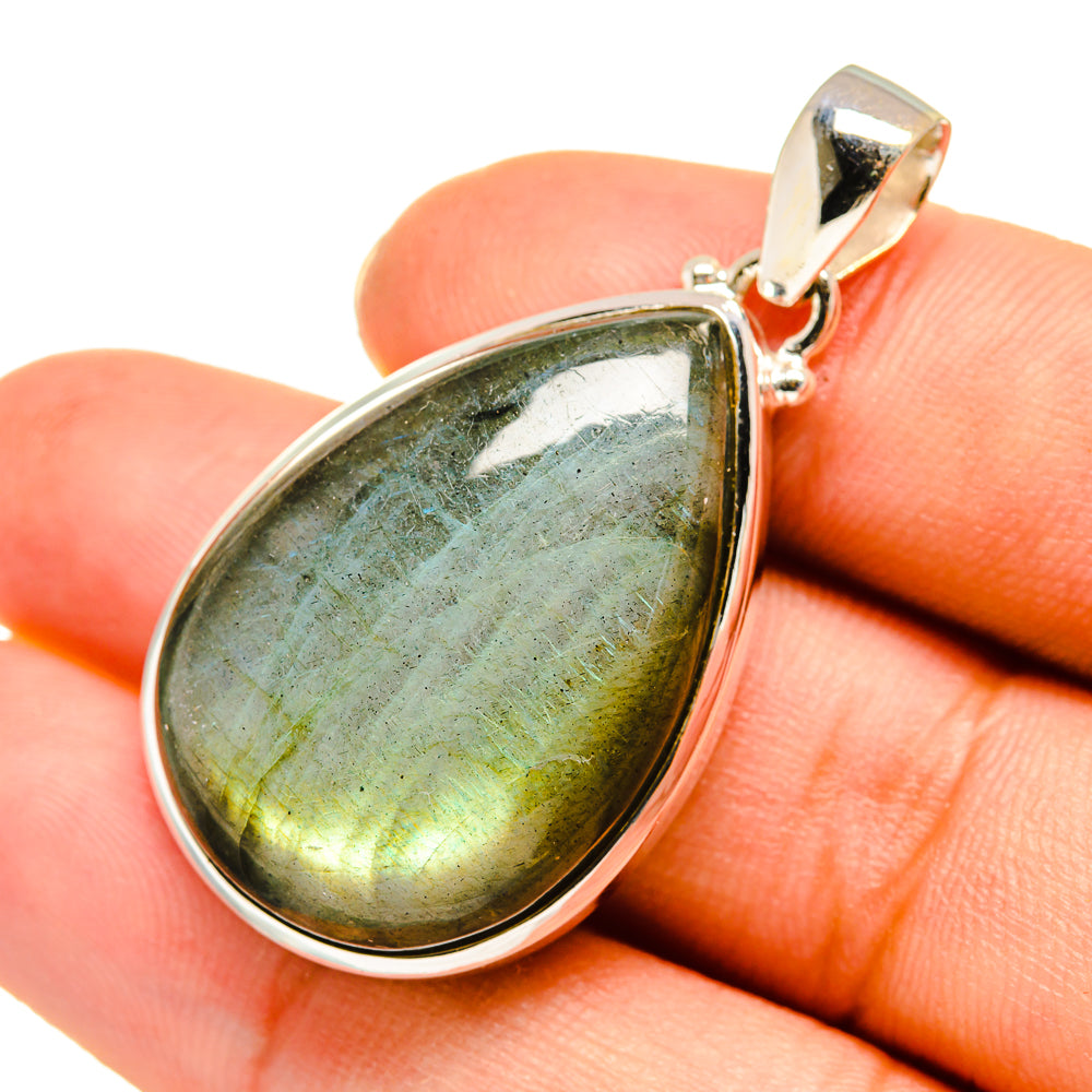 Labradorite Pendants handcrafted by Anasilvercos - PD7784