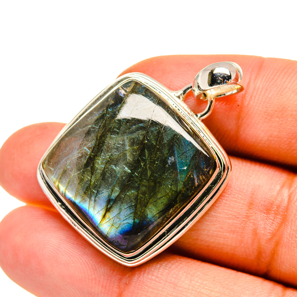 Labradorite Pendants handcrafted by Anasilvercos - PD7787