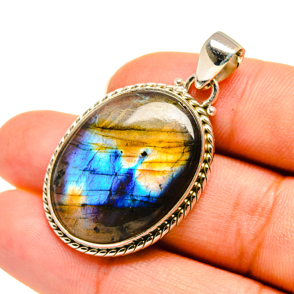 Labradorite Pendants handcrafted by Anasilvercos - PD7798