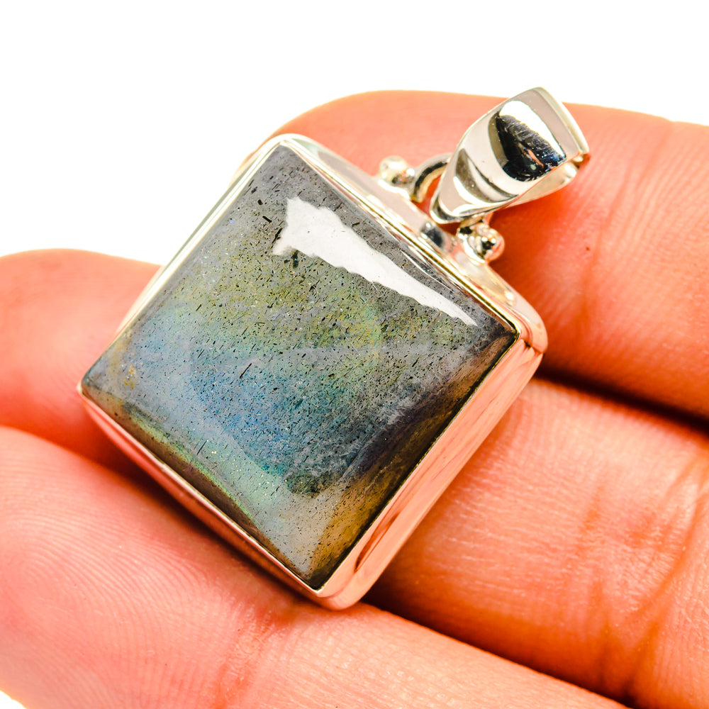 Labradorite Pendants handcrafted by Anasilvercos - PD7799