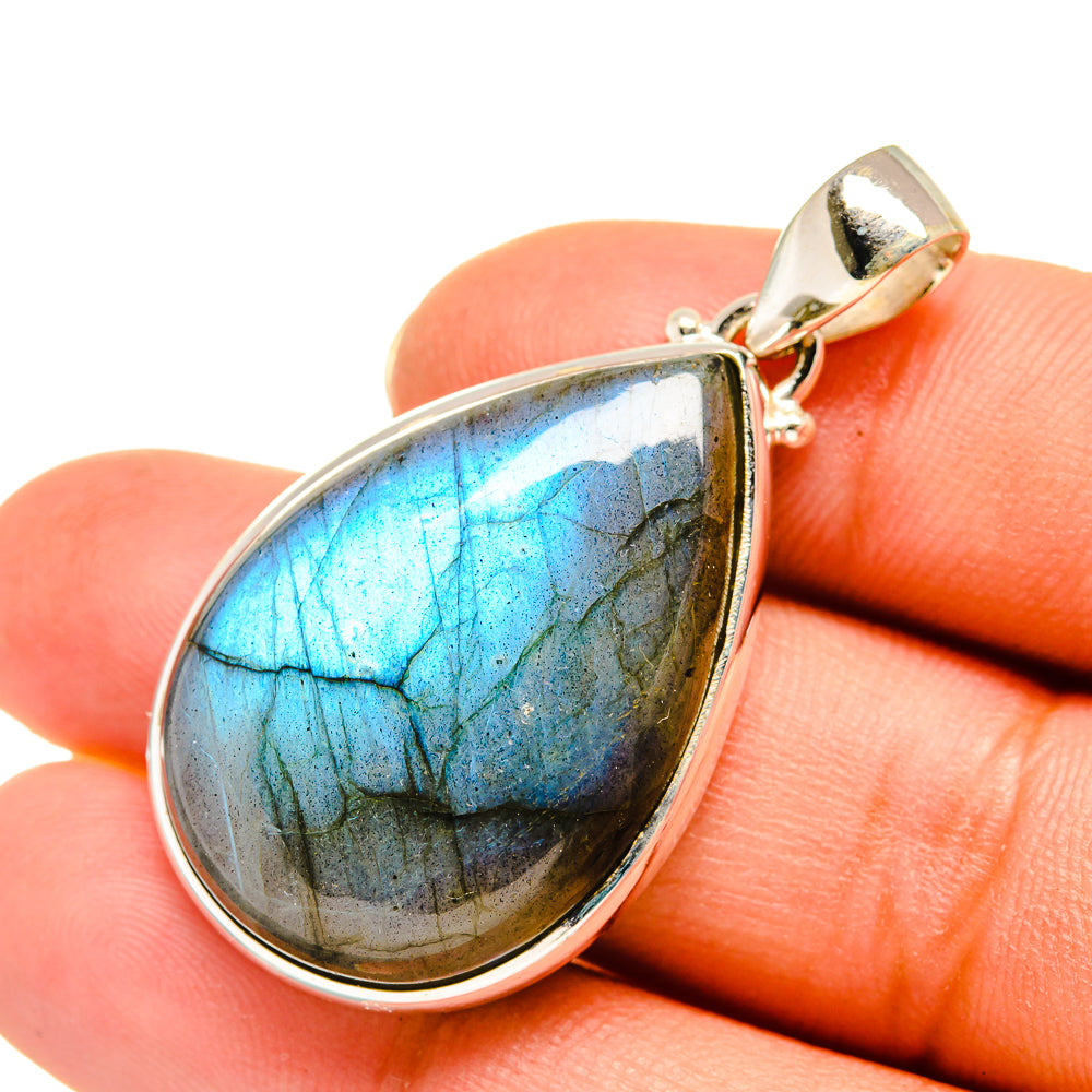 Labradorite Pendants handcrafted by Anasilvercos - PD7800