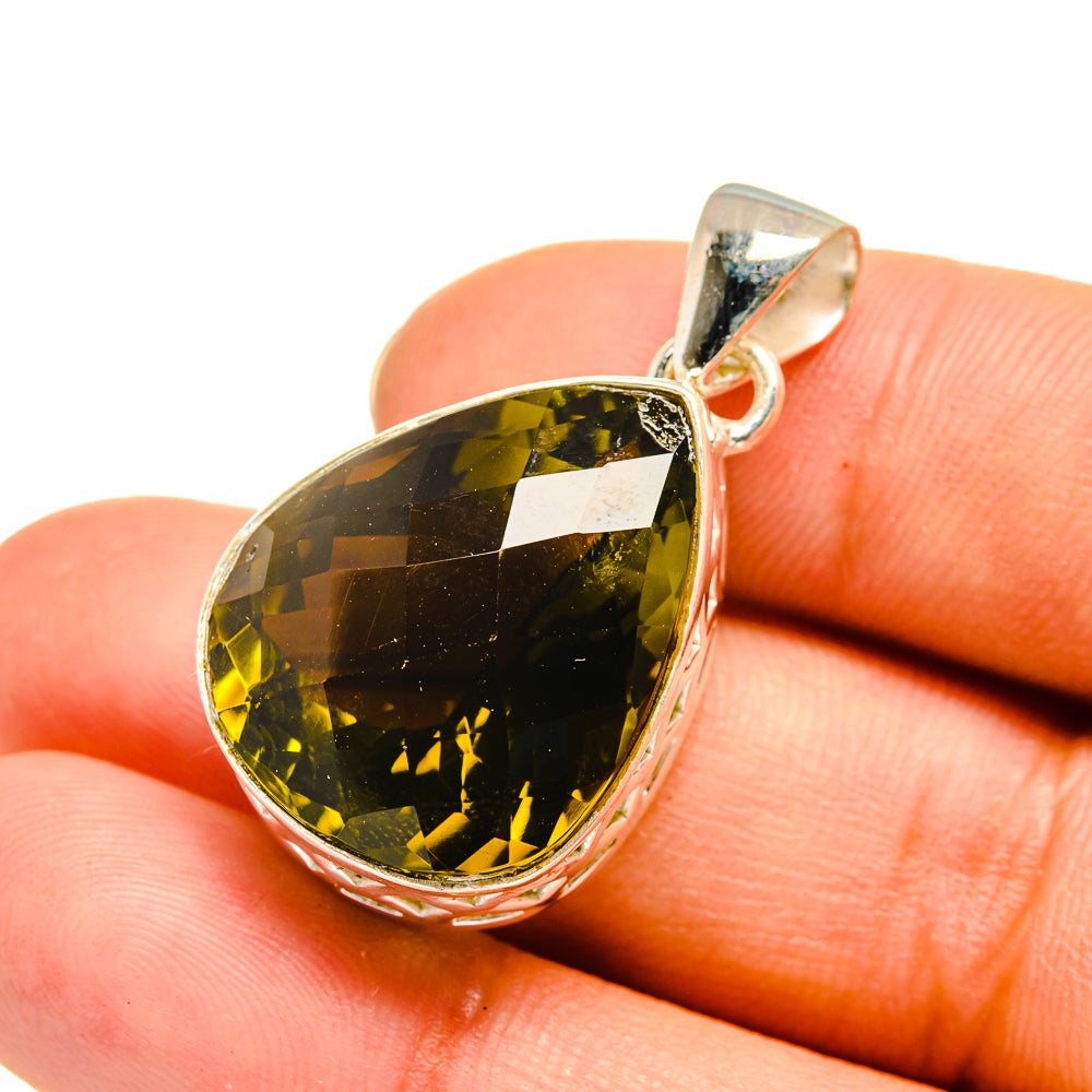 Olive Quartz Pendants handcrafted by Anasilvercos - PD7965