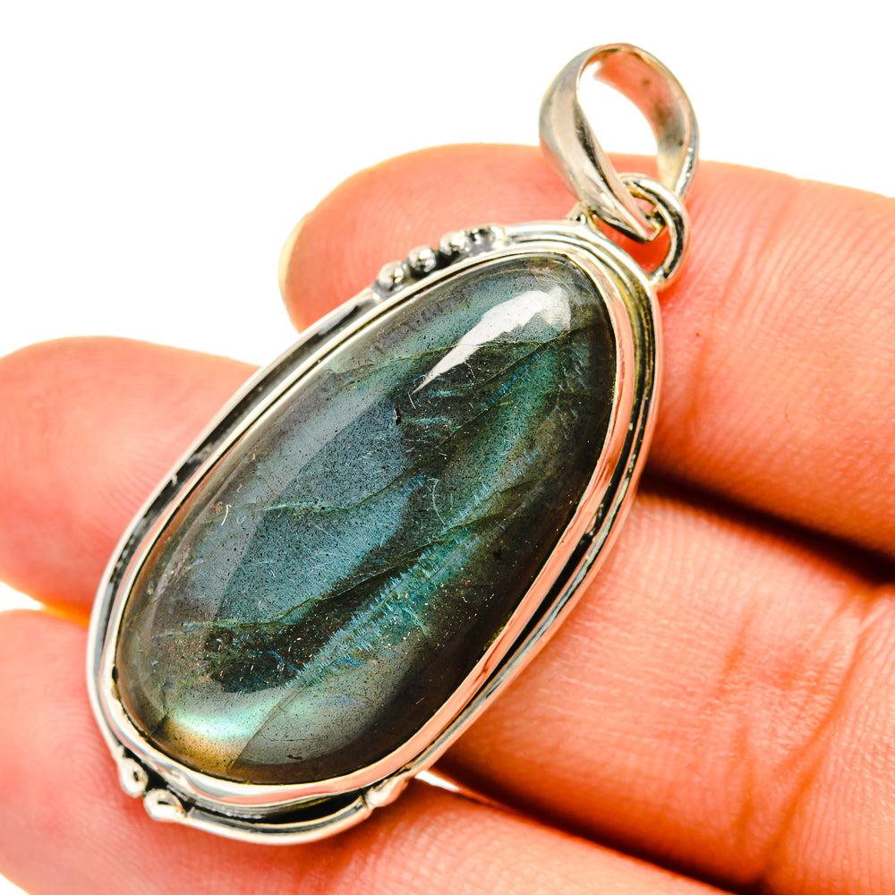Labradorite Pendants handcrafted by Anasilvercos - PD8041