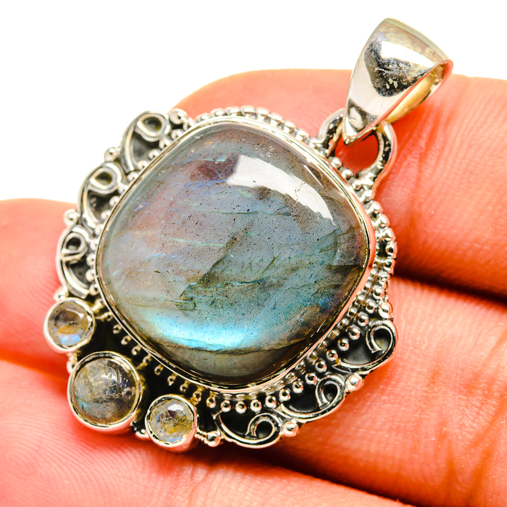 Labradorite Pendants handcrafted by Anasilvercos - PD8080