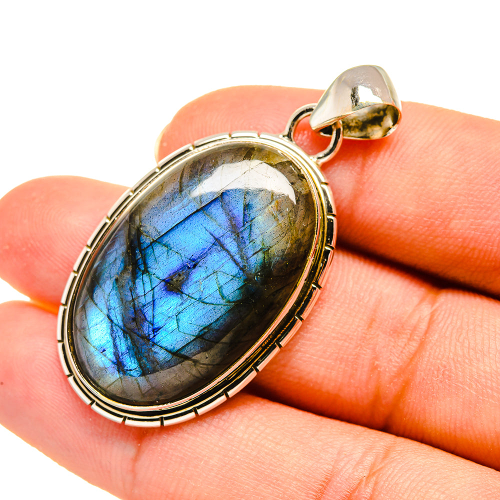 Labradorite Pendants handcrafted by Anasilvercos - PD8093