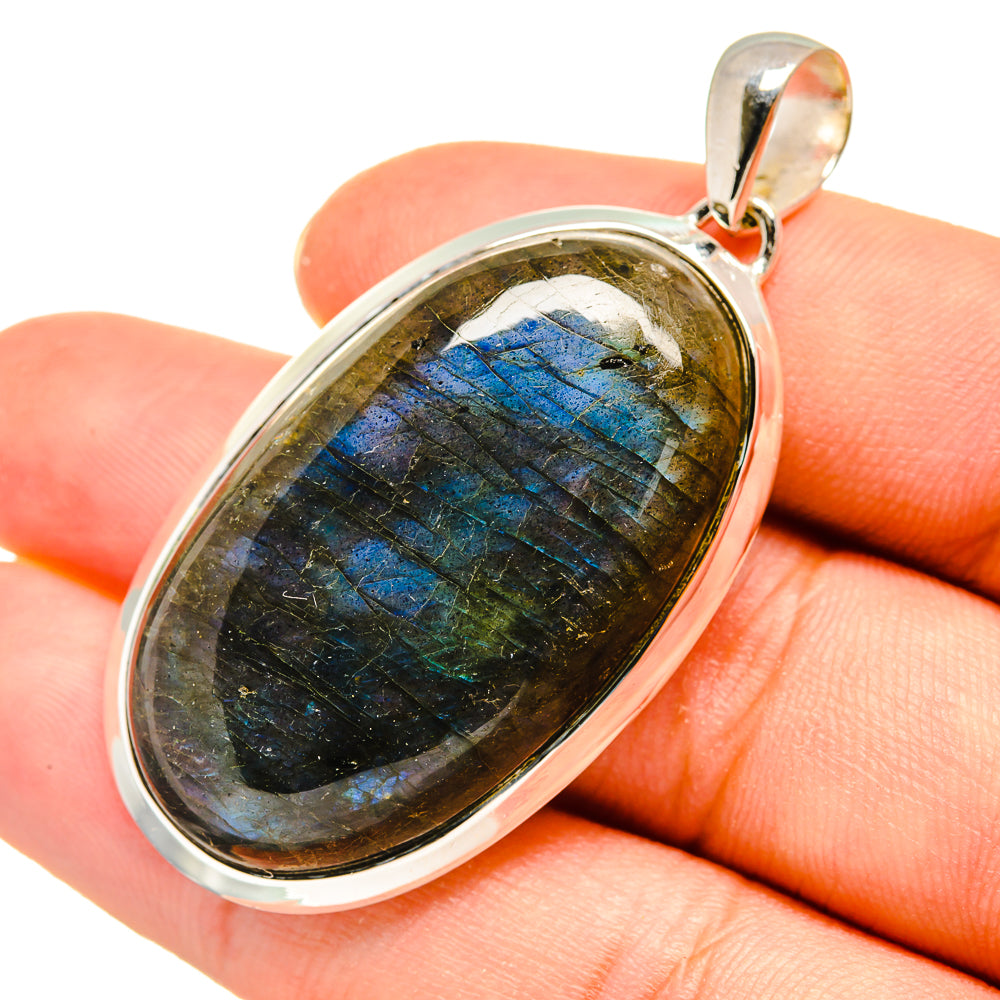 Labradorite Pendants handcrafted by Anasilvercos - PD8122