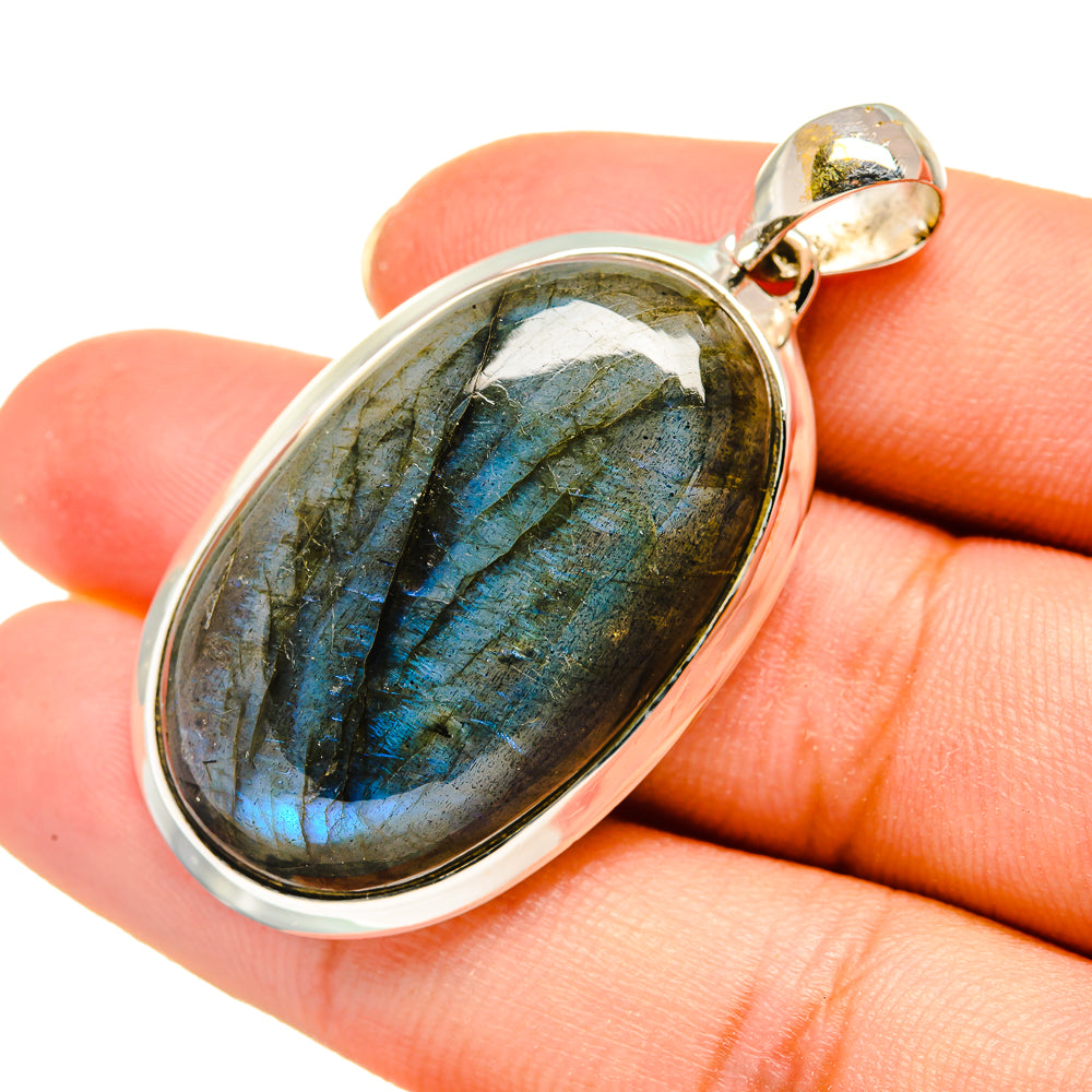 Labradorite Pendants handcrafted by Anasilvercos - PD8127