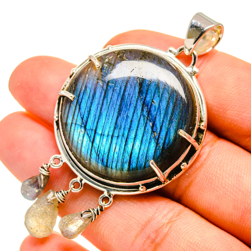 Labradorite Pendants handcrafted by Anasilvercos - PD8167