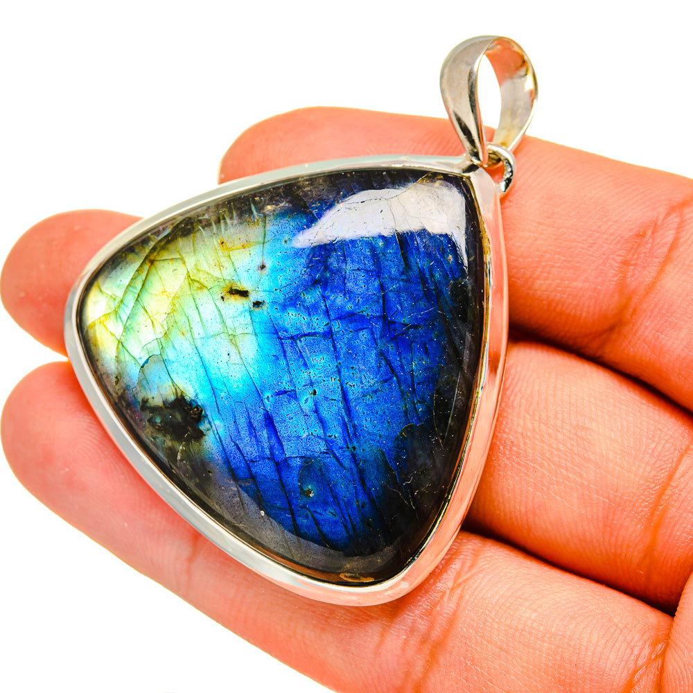 Labradorite Pendants handcrafted by Anasilvercos - PD8178
