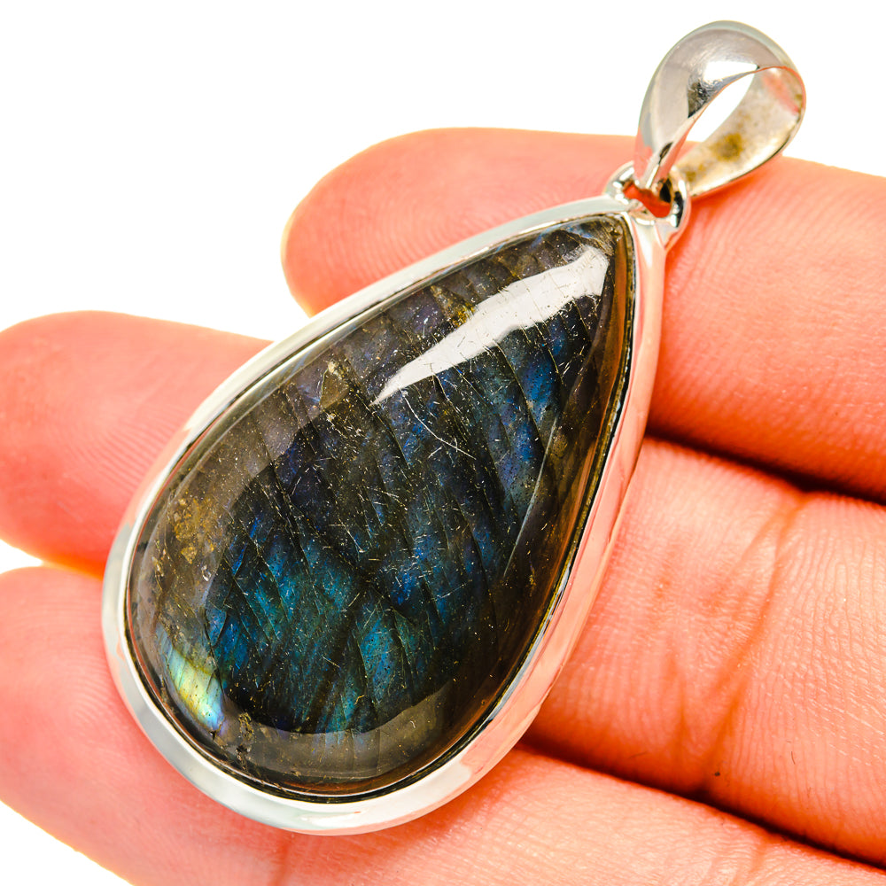 Labradorite Pendants handcrafted by Anasilvercos - PD8229