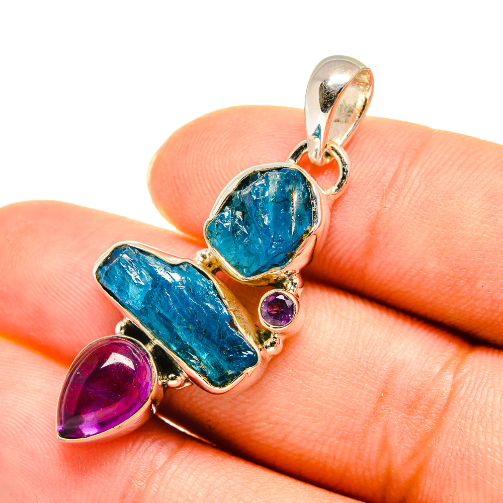Apatite Pendants handcrafted by Anasilvercos - PD8236