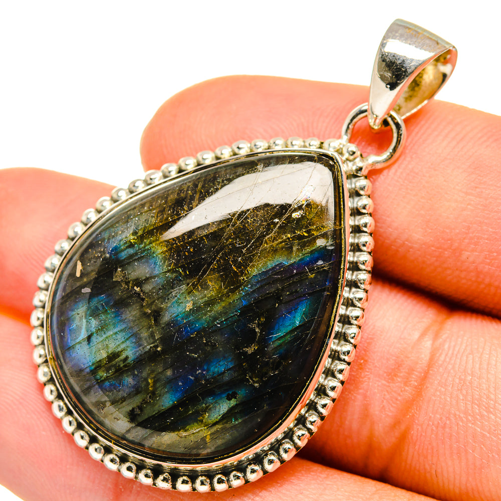 Labradorite Pendants handcrafted by Anasilvercos - PD8255