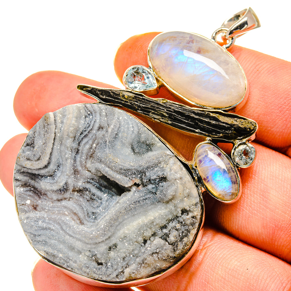 Desert Druzy Pendants handcrafted by Anasilvercos - PD8301