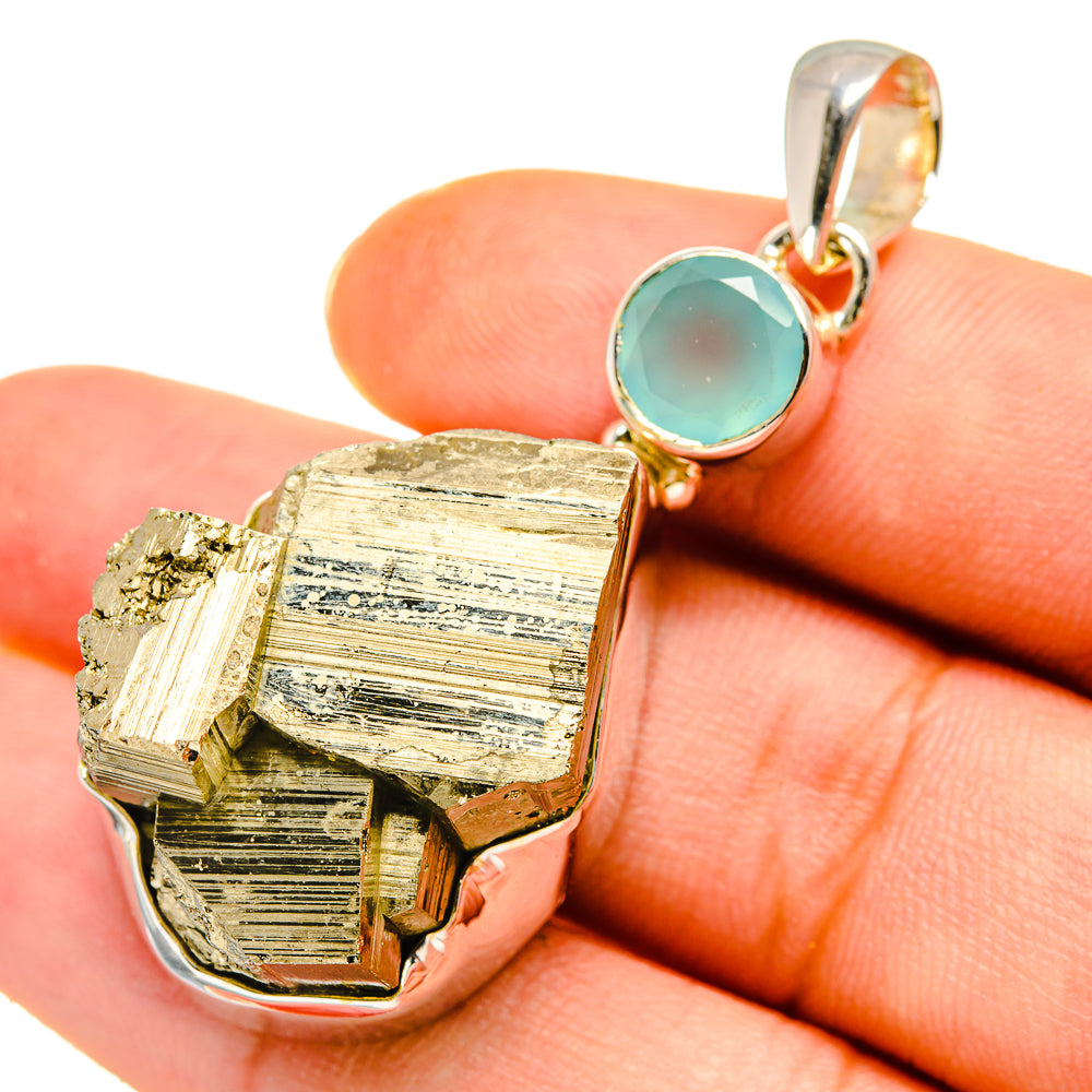 Bismuth Crystal Pendants handcrafted by Anasilvercos - PD8313