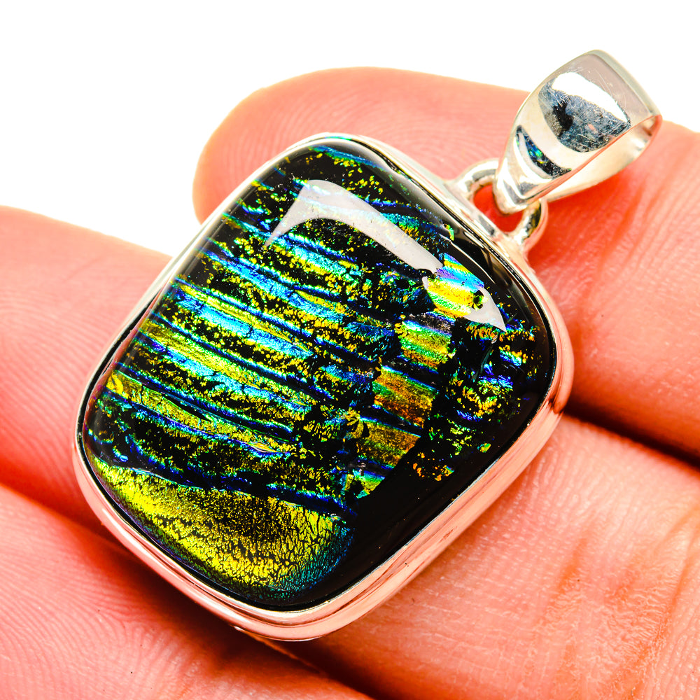 Dichroic Glass Pendants handcrafted by Anasilvercos - PD8347