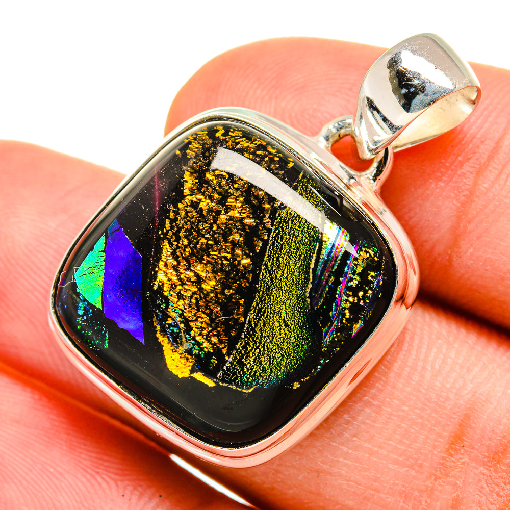Dichroic Glass Pendants handcrafted by Anasilvercos - PD8364