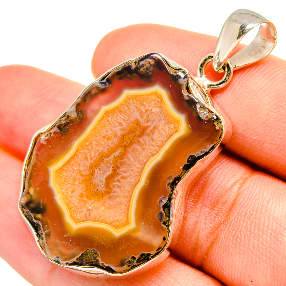Geode Slice Pendants handcrafted by Anasilvercos - PD8429