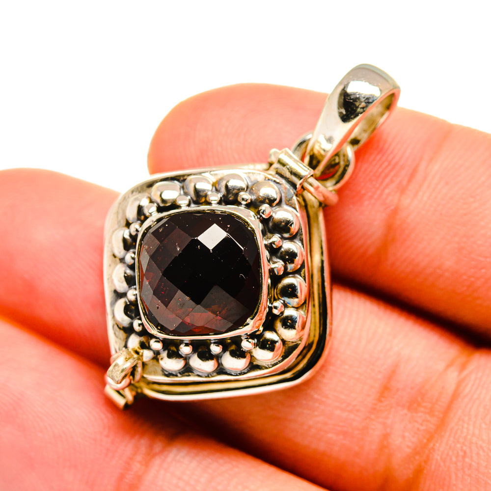 Garnet Pendants handcrafted by Anasilvercos - PD8594