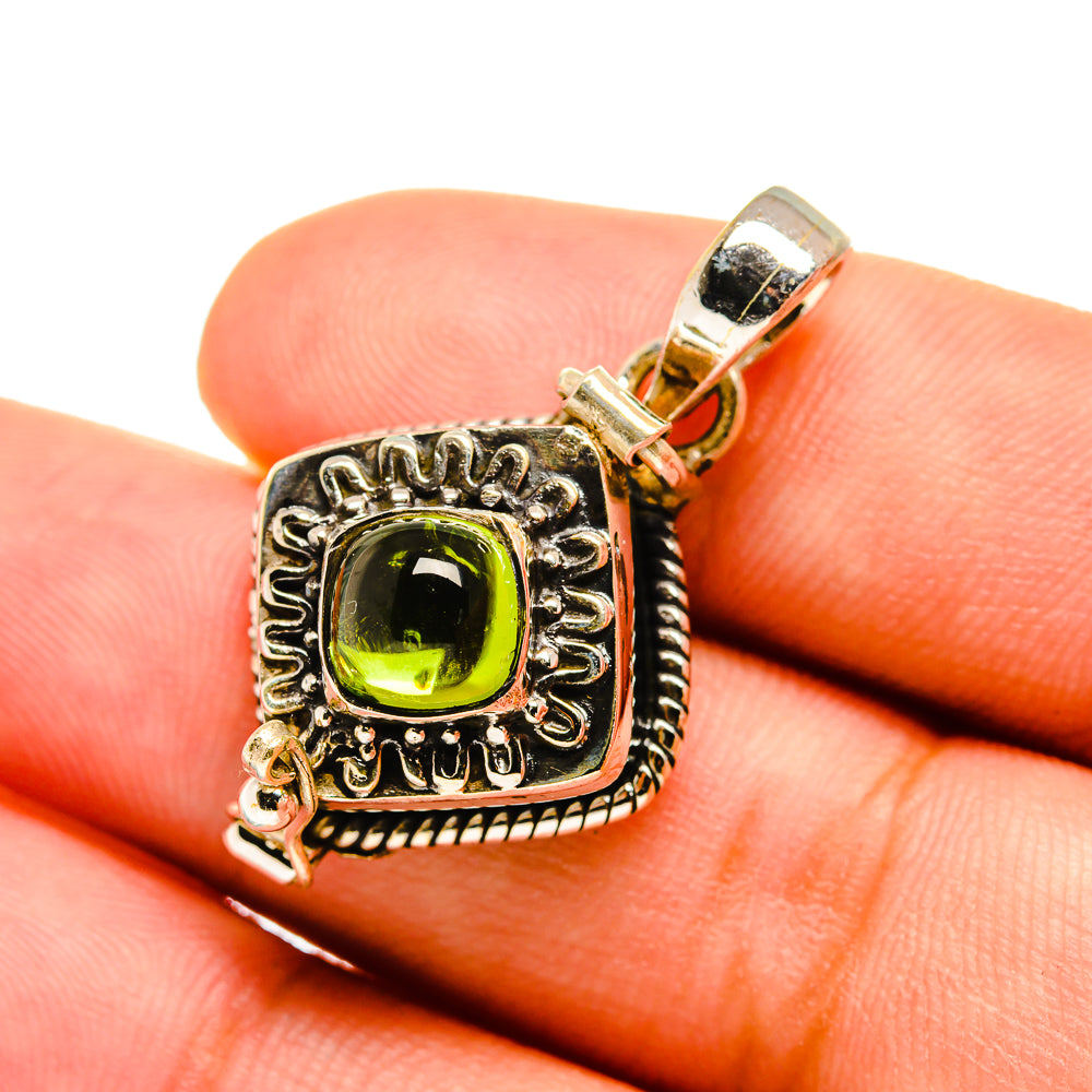 Peridot Pendants handcrafted by Anasilvercos - PD8595
