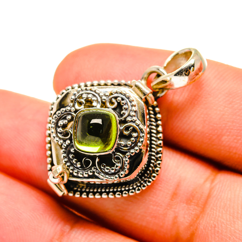 Peridot Pendants handcrafted by Anasilvercos - PD8596