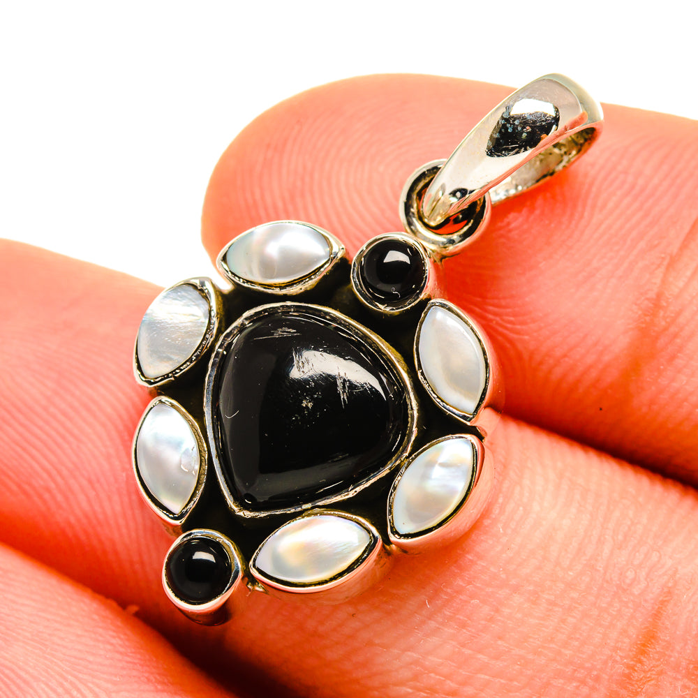 Black Onyx Pendants handcrafted by Anasilvercos - PD8756