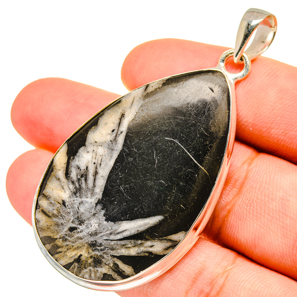 Chrysanthemum Stone Pendants handcrafted by Anasilvercos - PD8764