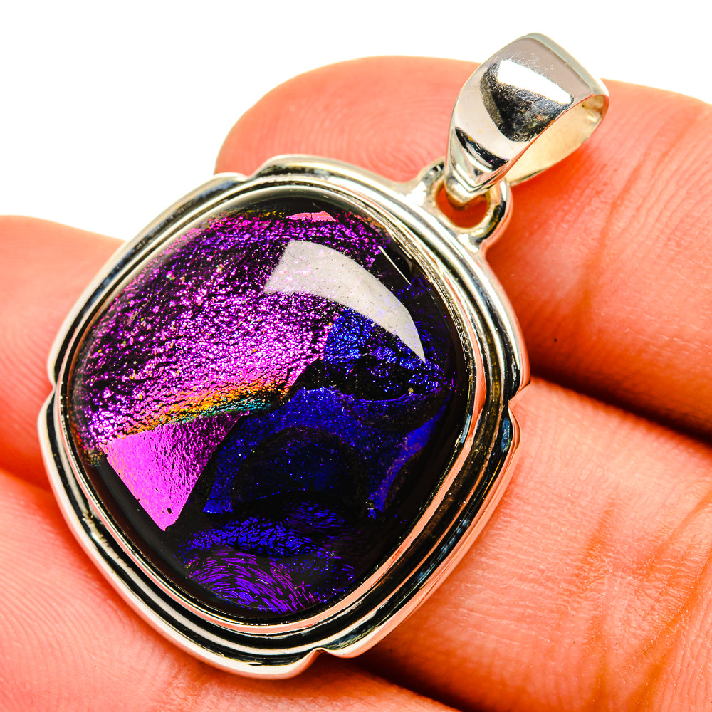 Dichroic Glass Pendants handcrafted by Anasilvercos - PD8864