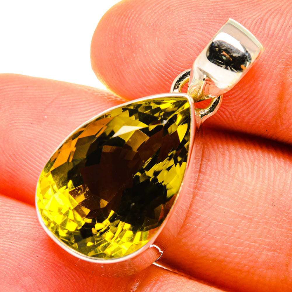 Olive Quartz Pendants handcrafted by Anasilvercos - PD8899