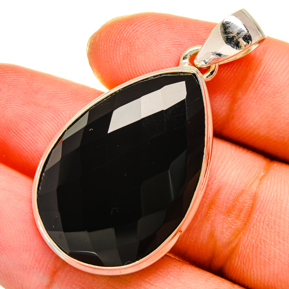 Black Onyx Pendants handcrafted by Anasilvercos - PD8940