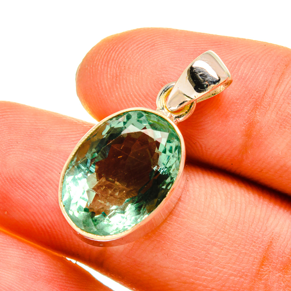 Green Fluorite Pendants handcrafted by Anasilvercos - PD9028