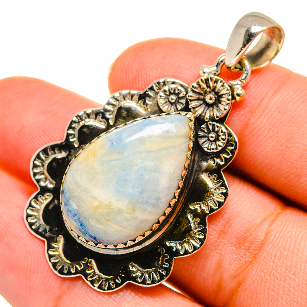 Blue Scheelite Pendants handcrafted by Anasilvercos - PD9080