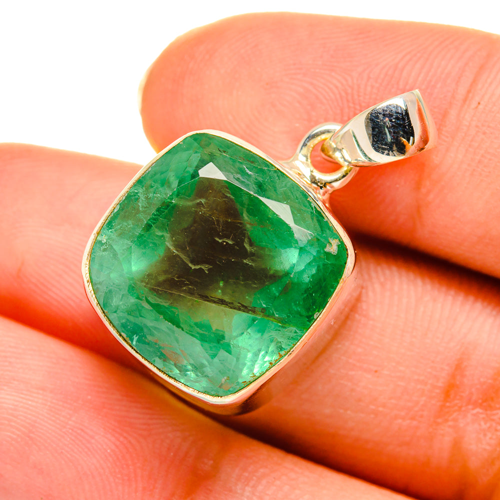 Green Fluorite Pendants handcrafted by Anasilvercos - PD9097