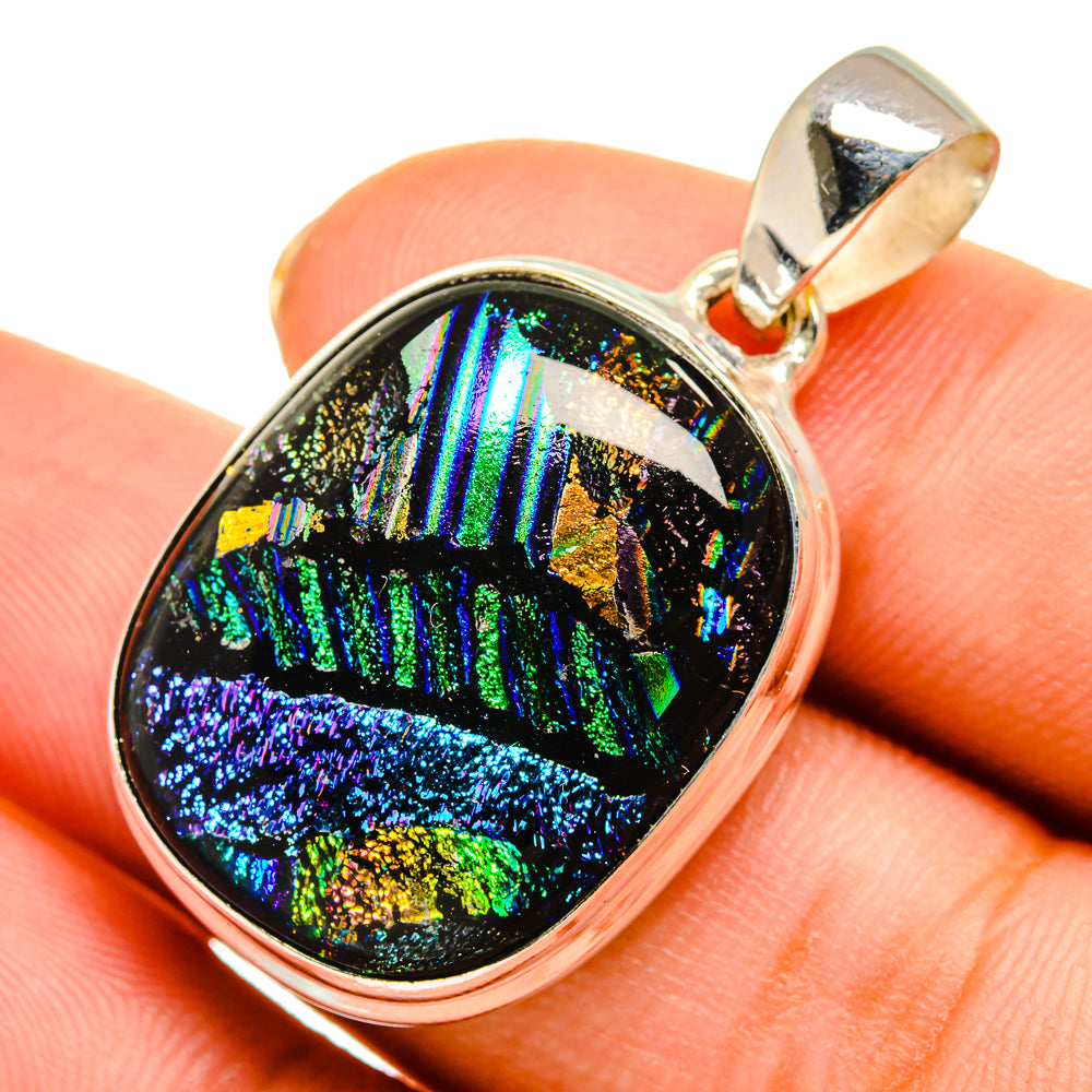 Dichroic Glass Pendants handcrafted by Anasilvercos - PD9218