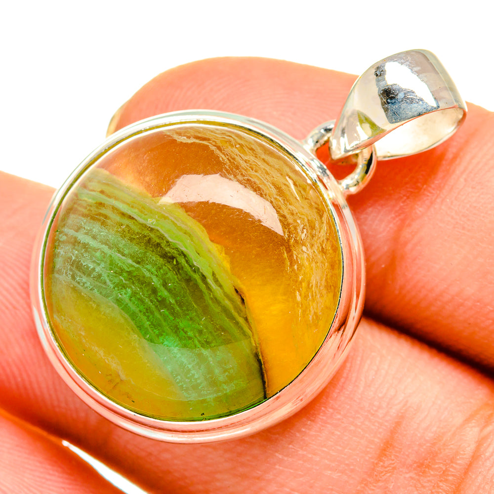 Green Fluorite Pendants handcrafted by Anasilvercos - PD9305